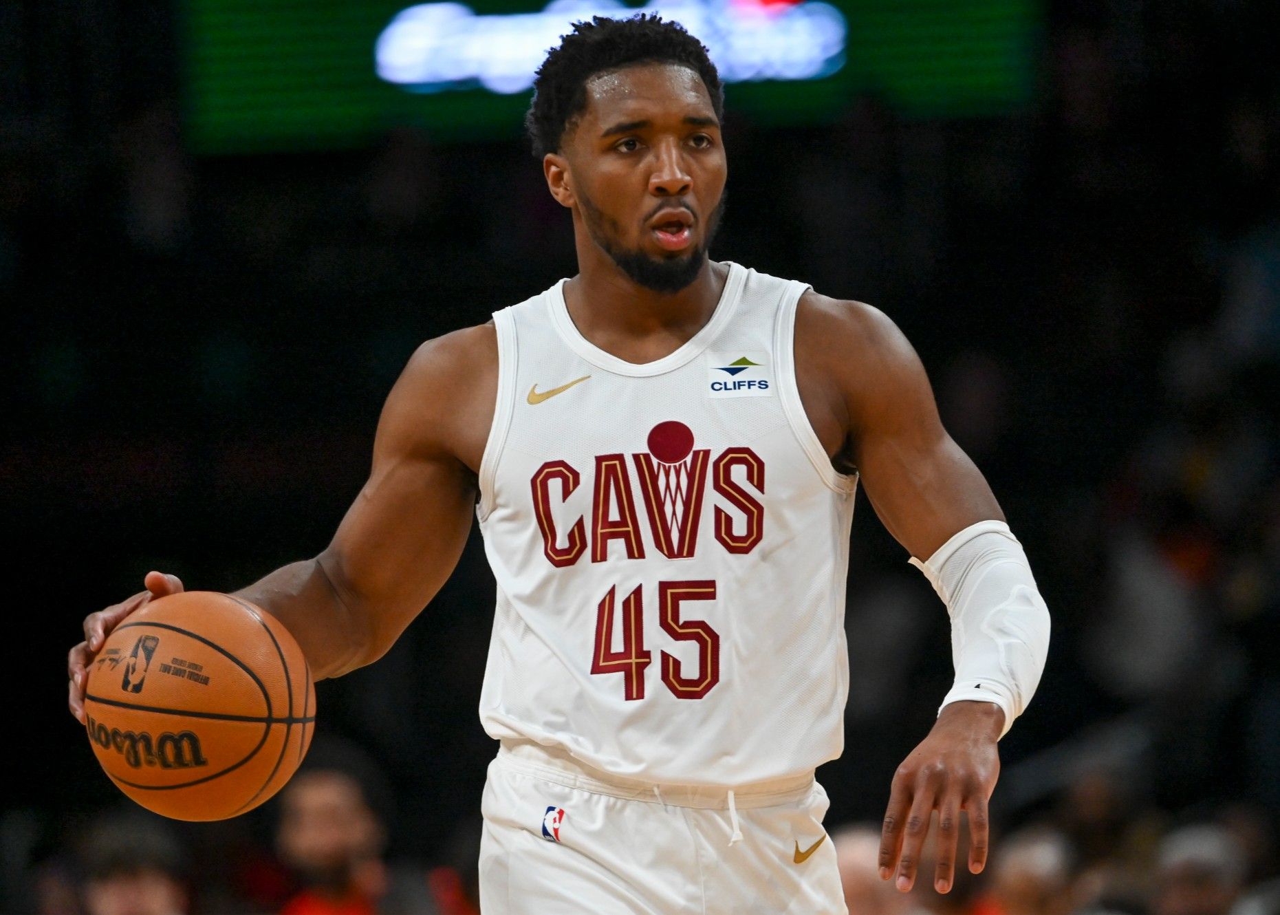 美媒排NBA实在命中率榜：米切尔居首，掘金双雄列二三