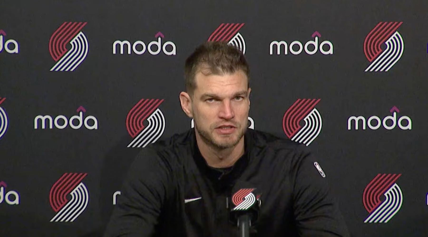 斯普利特：有里斯这样能拉开空间的五号位，我们攻击完全不同了